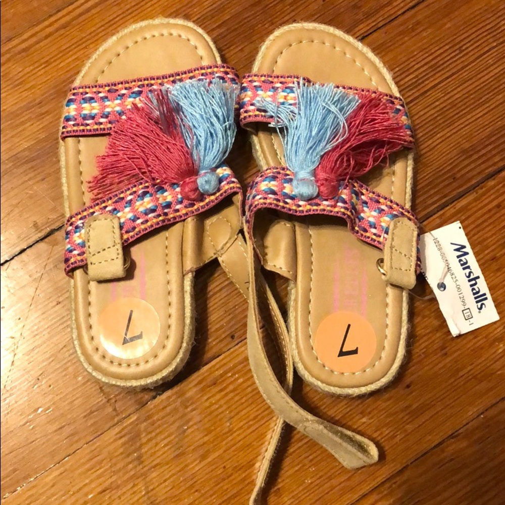 Toddler girls size 7 sandals